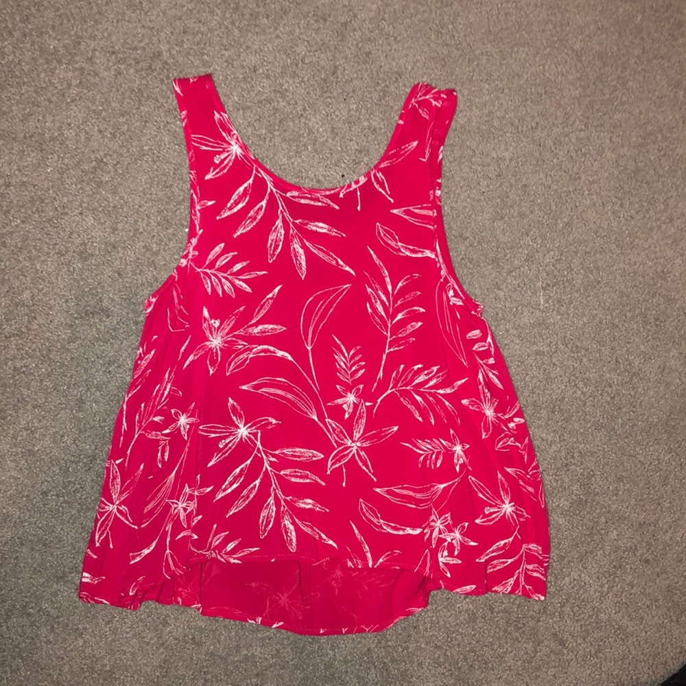 Pink tank top